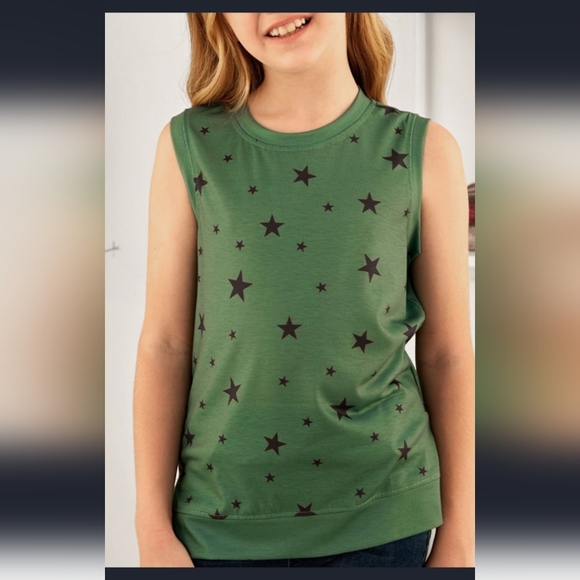 Shirts & Tops New Green Star Print Little Girl Tank Poshmark